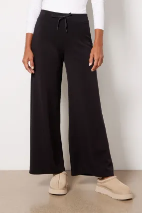 Air Essentials Wide Leg Pant