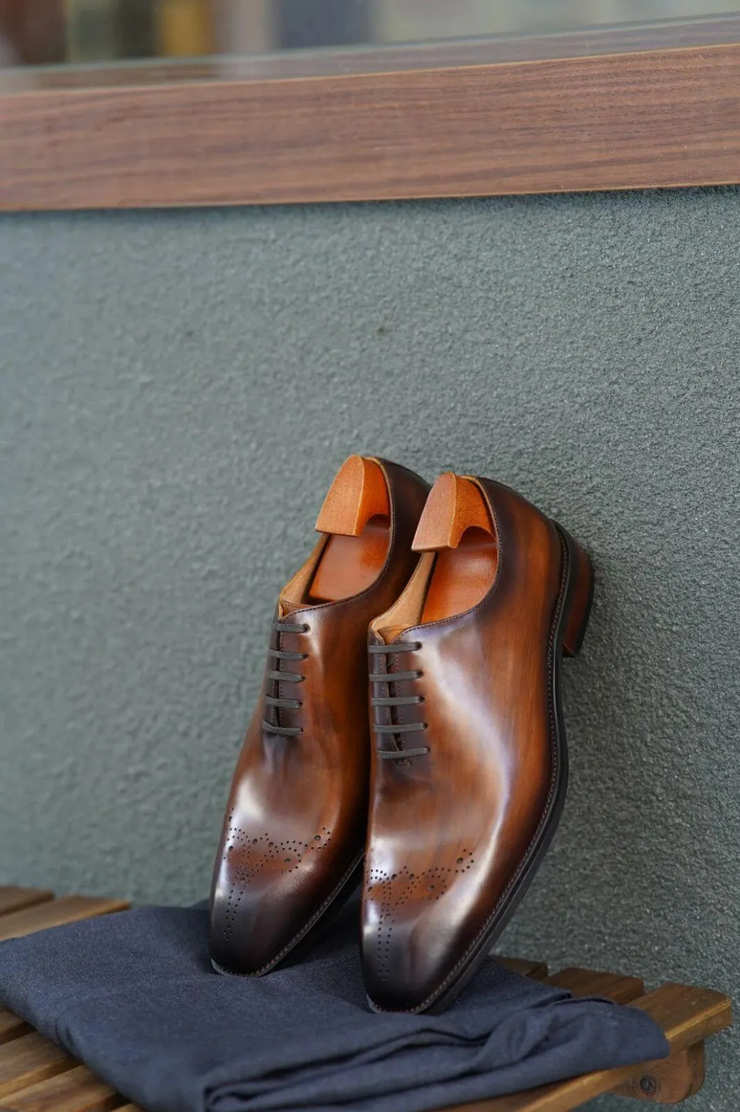 Auburn Sovereign Wholecut Oxfords