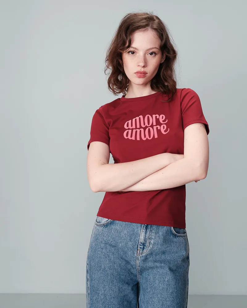 Grace and Mila – Bordeaux Amore Amore Tshirt