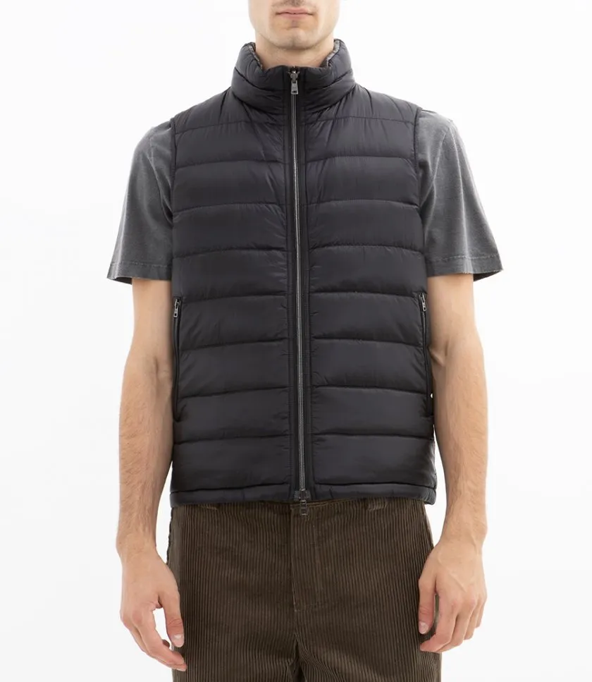 HERNOREVERSIBLE SLEEVELESS JACKET IN NYLON ULTRALIGHT