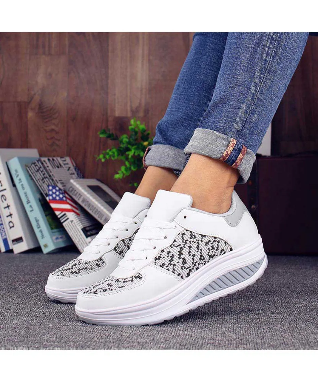 White texture pattern rocker bottom shoe sneaker